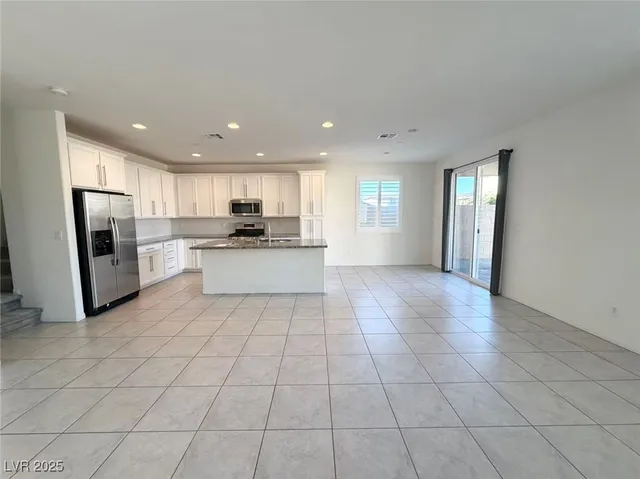 $2,200 | 282 Andamento Place, Henderson, NV 89015