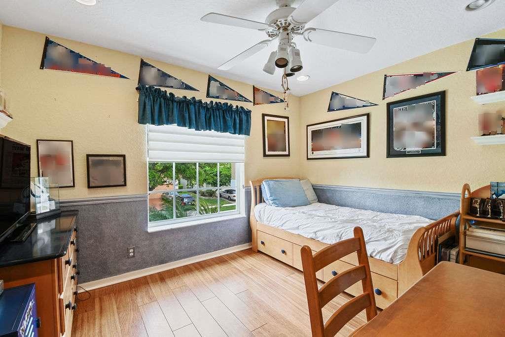 10037 Lexington Estates Boulevard Boca Raton, FL 33428 - Photo 26 of 36 Bedroom-photos blurred out