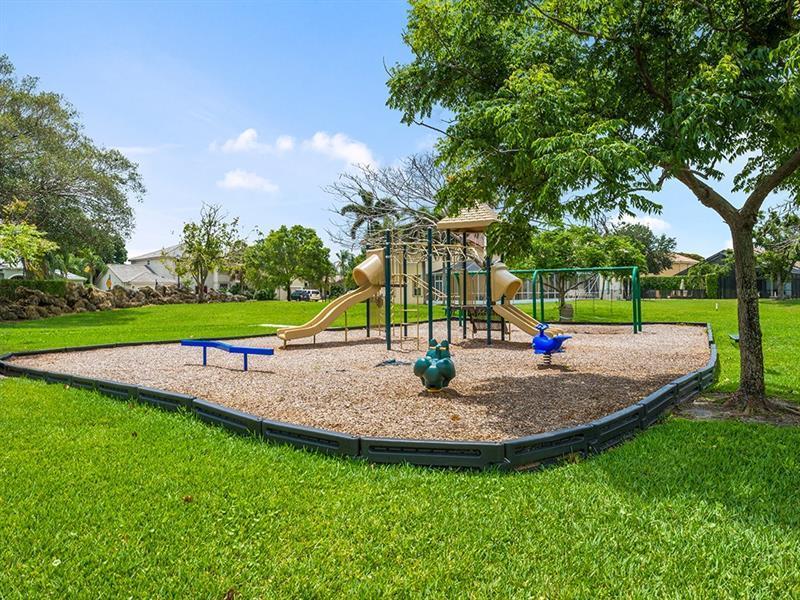 10037 Lexington Estates Boulevard Boca Raton, FL 33428 - Photo 36 of 36 36
