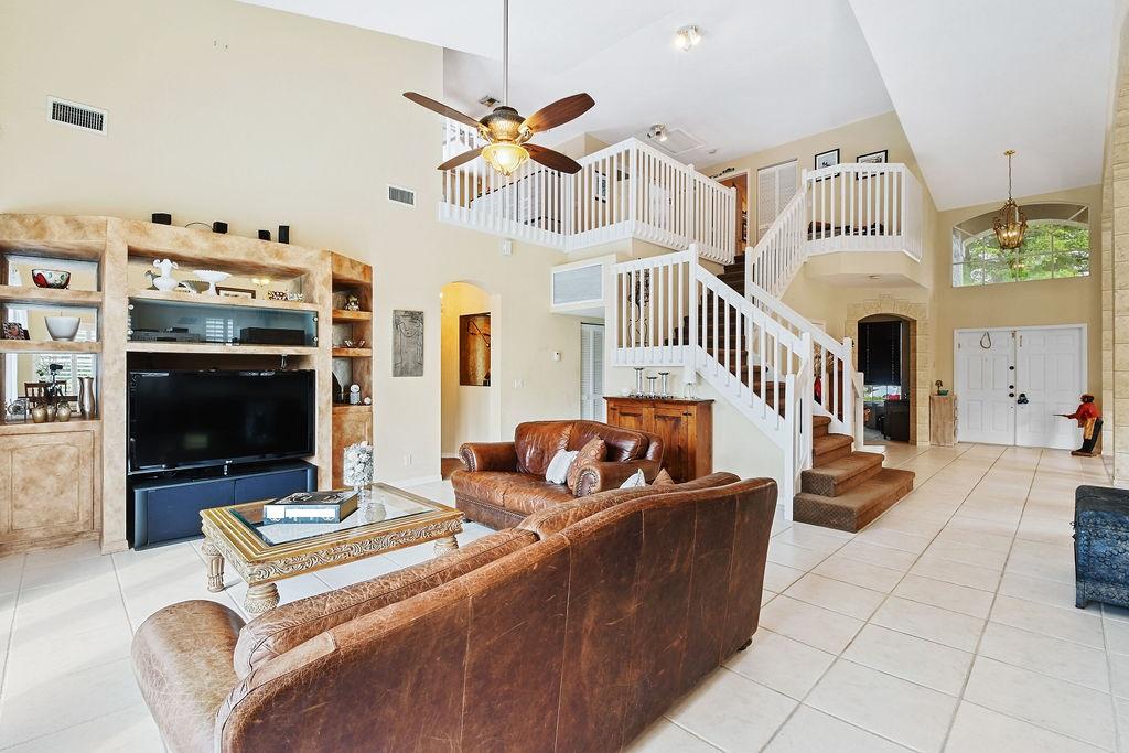 10037 Lexington Estates Boulevard Boca Raton, FL 33428 - Photo 7 of 36 7
