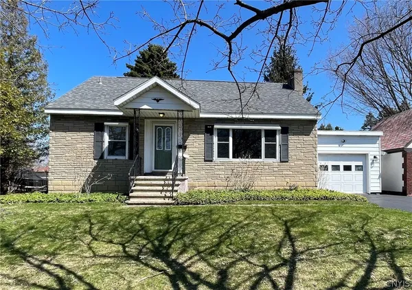 $239,900 | 77 West 7th Street, Oswego, NY 13126