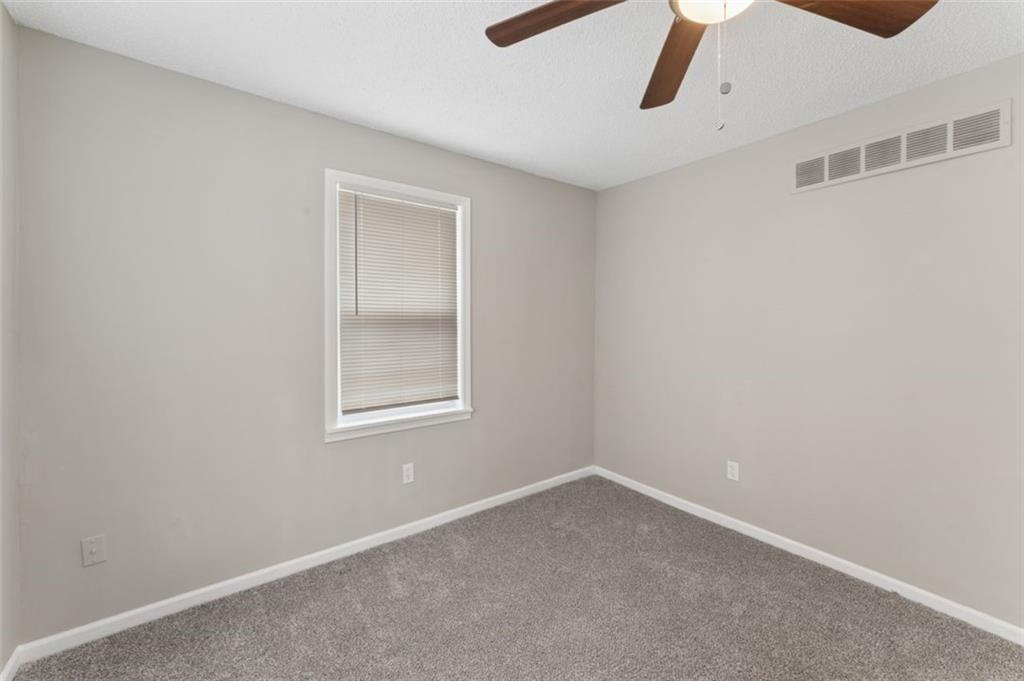 2200 South Hall Road Independence, MO 64052 - Photo 21 of 40