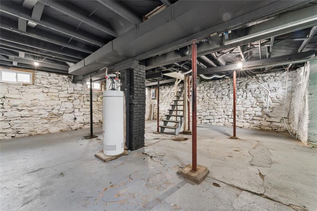 2200 South Hall Road Independence, MO 64052 - Photo 32 of 40