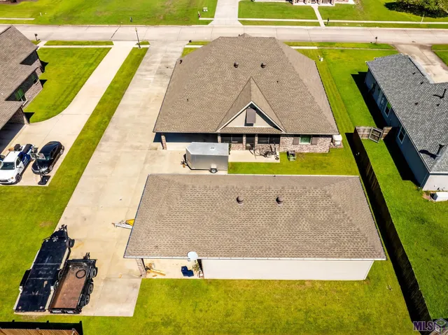 $490,000 | 251 Beulah Louise Drive, Gray, LA 70359