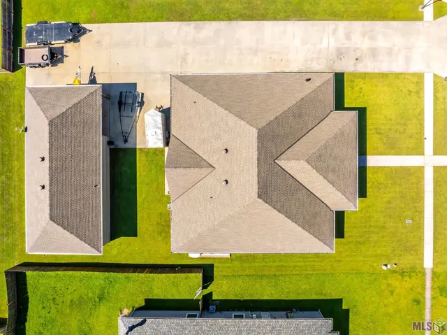 $490,000 | 251 Beulah Louise Drive, Gray, LA 70359