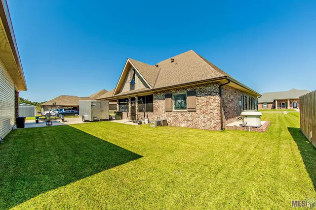 $490,000 | 251 Beulah Louise Drive, Gray, LA 70359