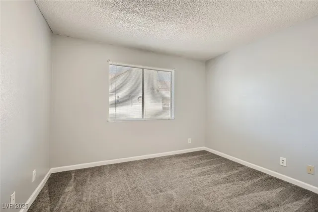 $1,100 | 2977 Juniper Hills Boulevard, Unit 202, Las Vegas, NV 89142