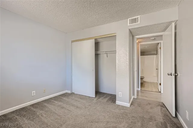 $1,100 | 2977 Juniper Hills Boulevard, Unit 202, Las Vegas, NV 89142