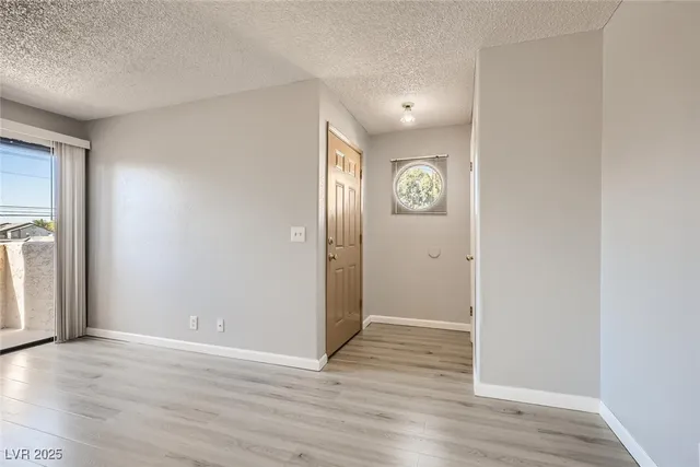 $1,100 | 2977 Juniper Hills Boulevard, Unit 202, Las Vegas, NV 89142