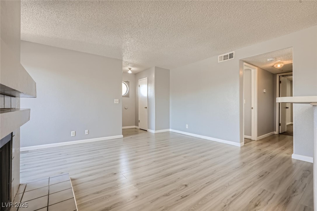 2977 Juniper Hills Boulevard, Unit 202 Las Vegas, NV 89142 - Photo 6 of 28