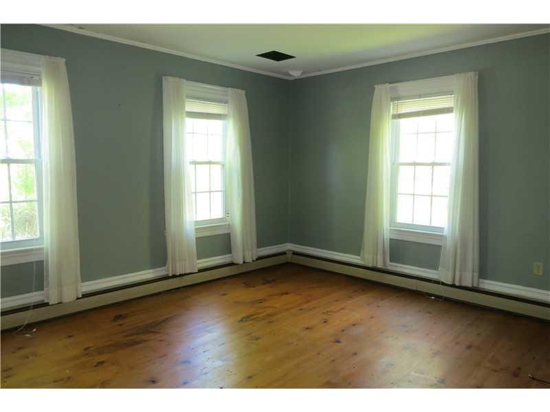 460 South Union Road Union, ME 04862 - Photo 15 of 25 Den/Family/Great Room.