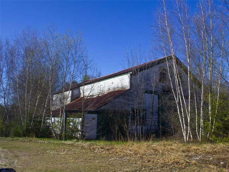 330 Rayville Road Otisfield, ME 04270 - Photo 4 of 5 Stable/Barn.