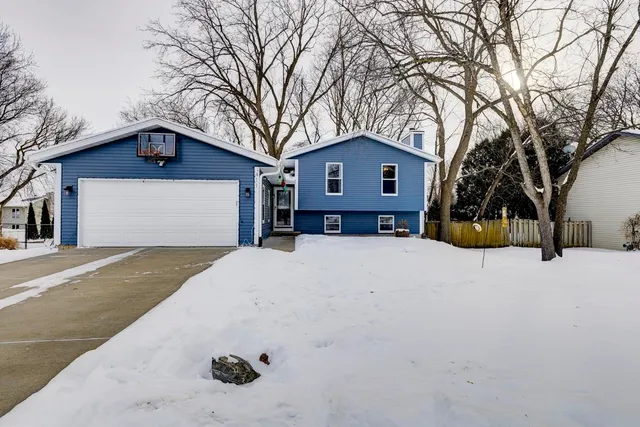 $455,000 | 411 Butternut Drive, Oregon, WI 53575