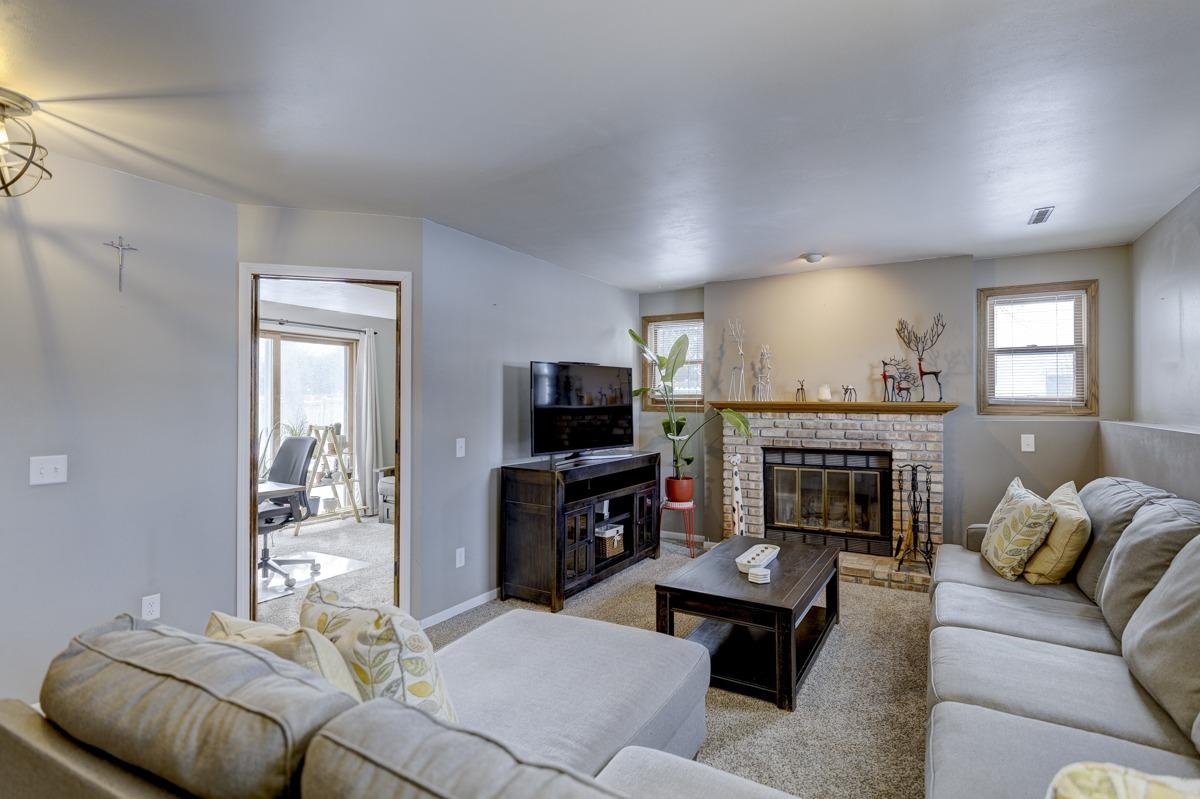 411 Butternut Drive Oregon, WI 53575 - Photo 22 of 36