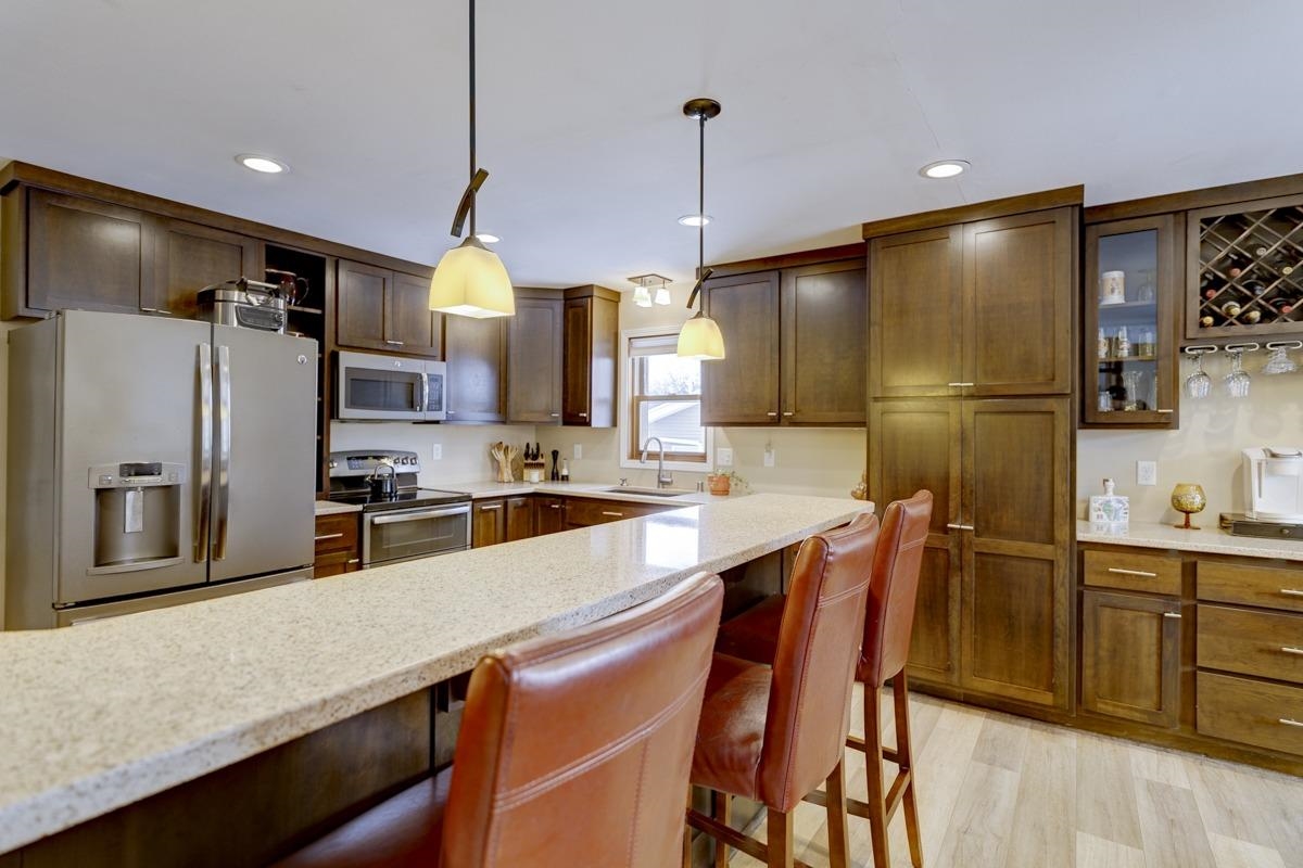 411 Butternut Drive Oregon, WI 53575 - Photo 8 of 36