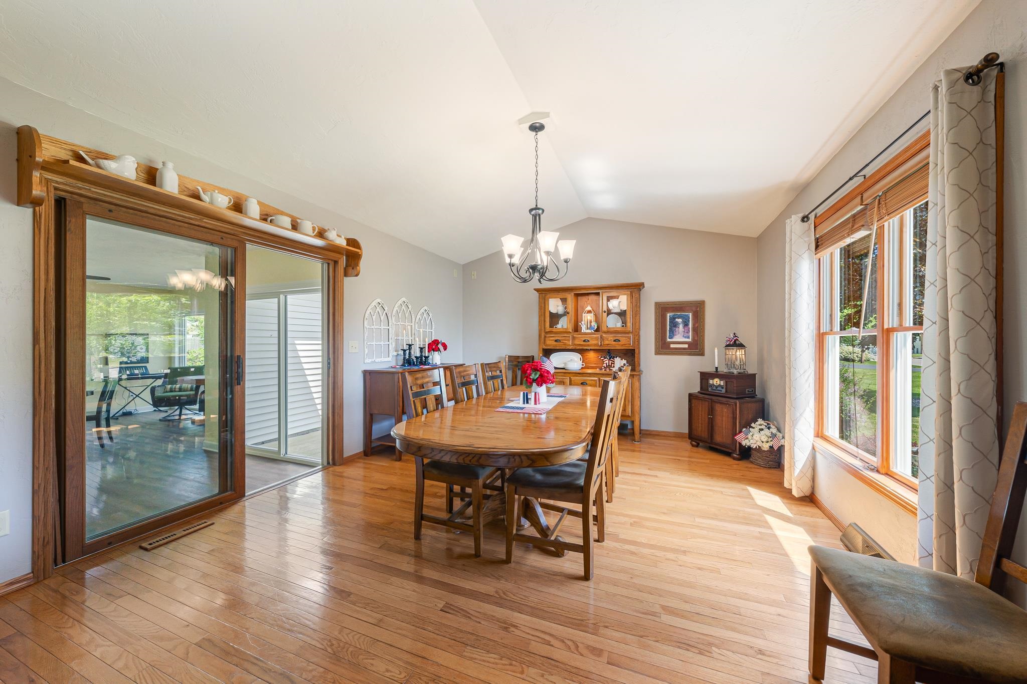 W6108 Long Court Appleton, WI 54914 - Photo 11 of 43