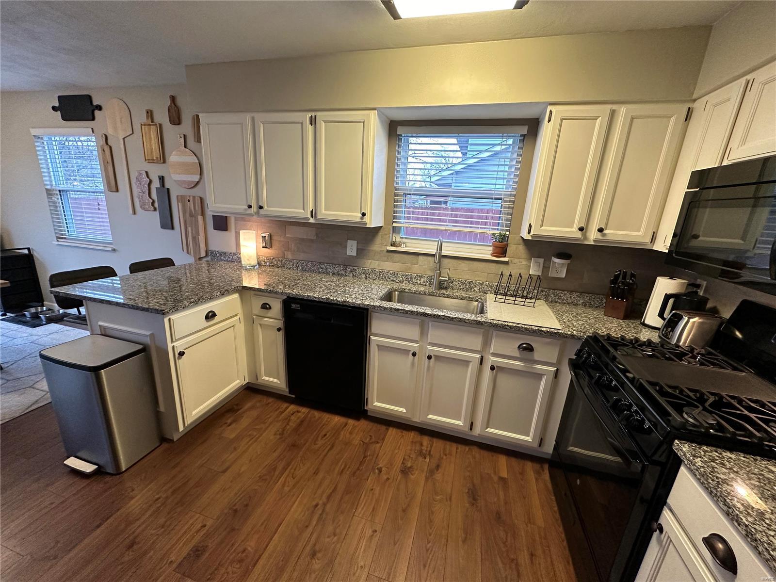3288 Springbrook Drive Shiloh, IL 62221 - Photo 10 of 23 Gallery Image 10