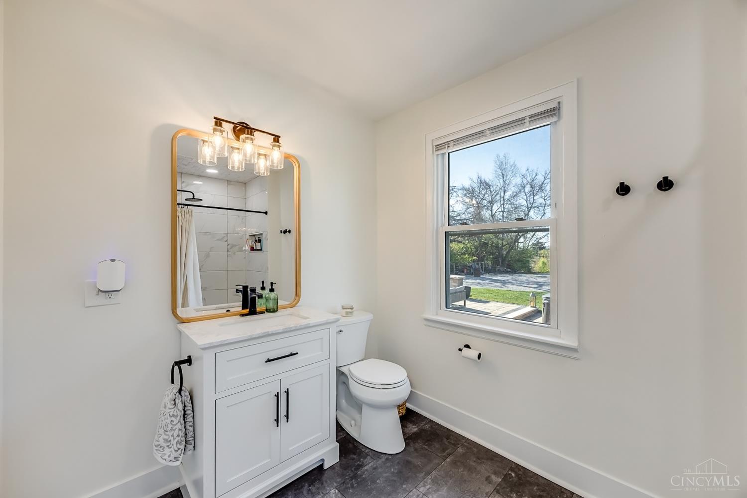 3623 Paramount Ridge Lane Cincinnati, OH 45247 - Photo 22 of 58 Gallery Image 22
