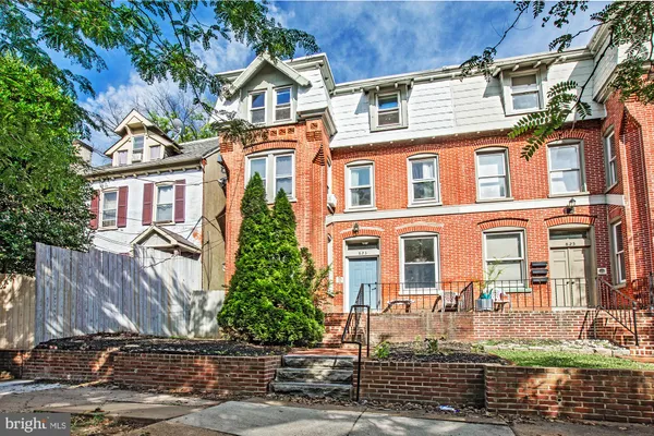 $1,400 | 823 North Jackson Street, Unit 1, Wilmington, DE 19806
