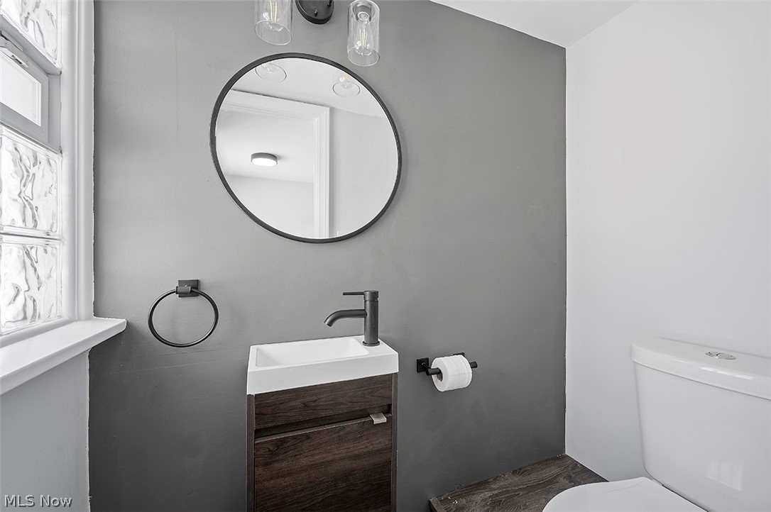 4153 Ellison Road South Euclid, OH 44121 - Photo 18 of 24 Gallery Image 18
