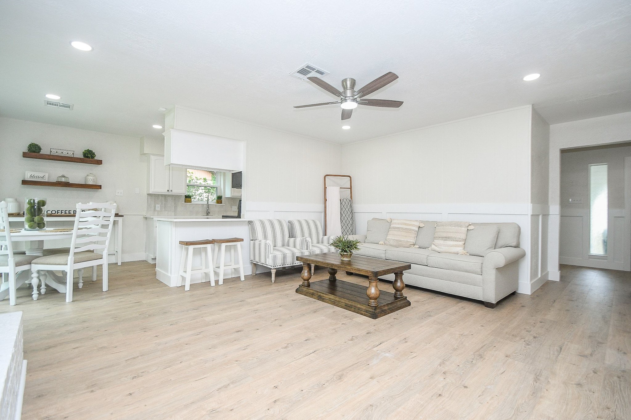 24719 Timber Line Drive Spring, TX 77380 - Photo 9 of 36