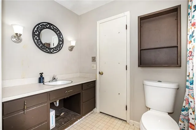 $375,000 | 490 Addington Drive, Toccoa, GA 30577