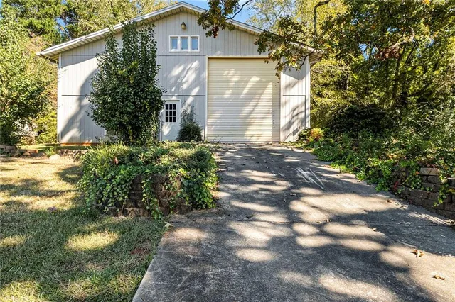 $375,000 | 490 Addington Drive, Toccoa, GA 30577