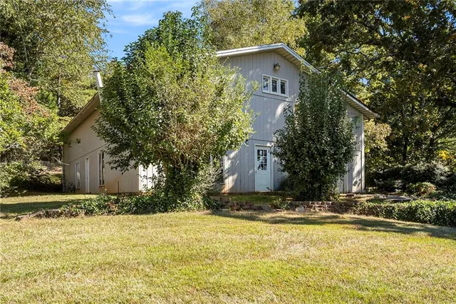 $375,000 | 490 Addington Drive, Toccoa, GA 30577