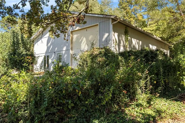 $375,000 | 490 Addington Drive, Toccoa, GA 30577