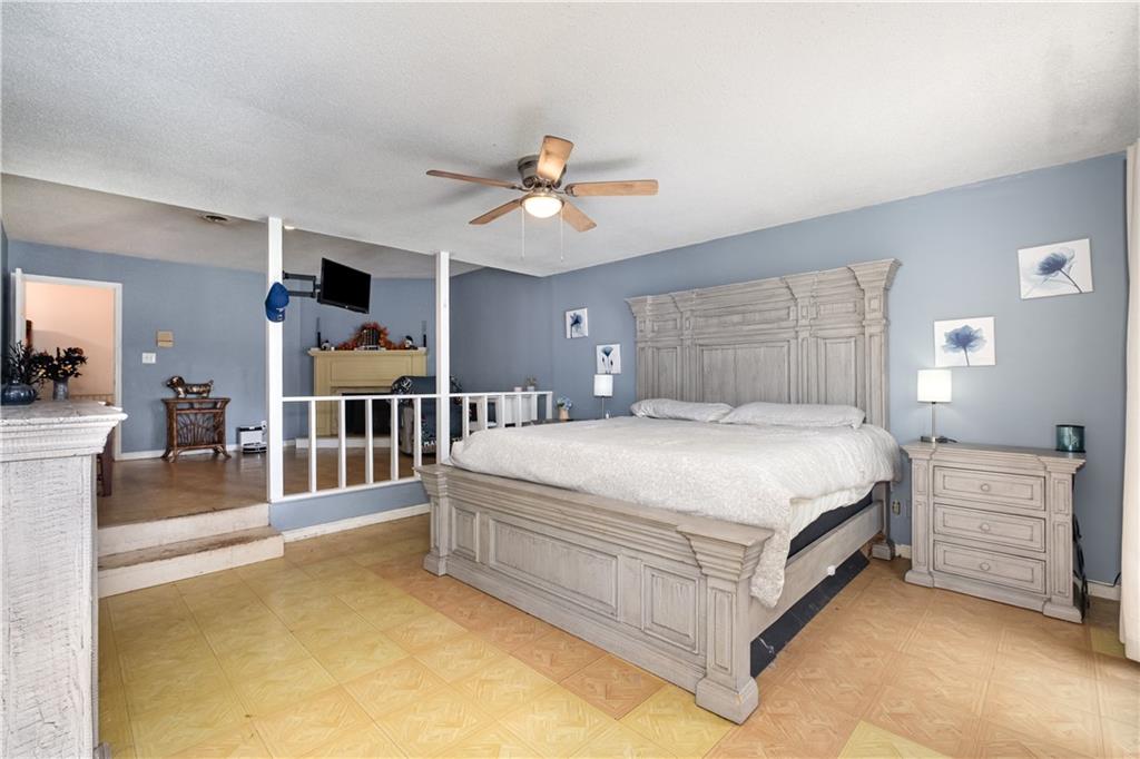 490 Addington Drive Toccoa, GA 30577 - Photo 9 of 66