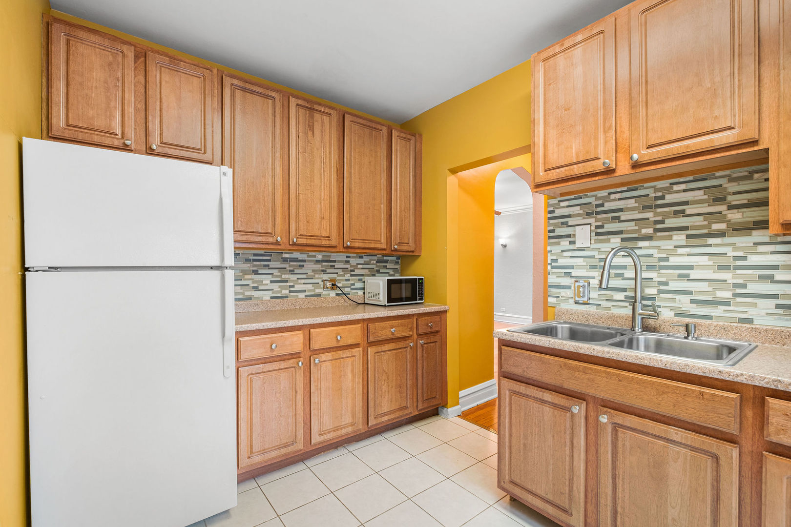4357 West George Street, Unit 1 Chicago, IL 60641 - Photo 9 of 19