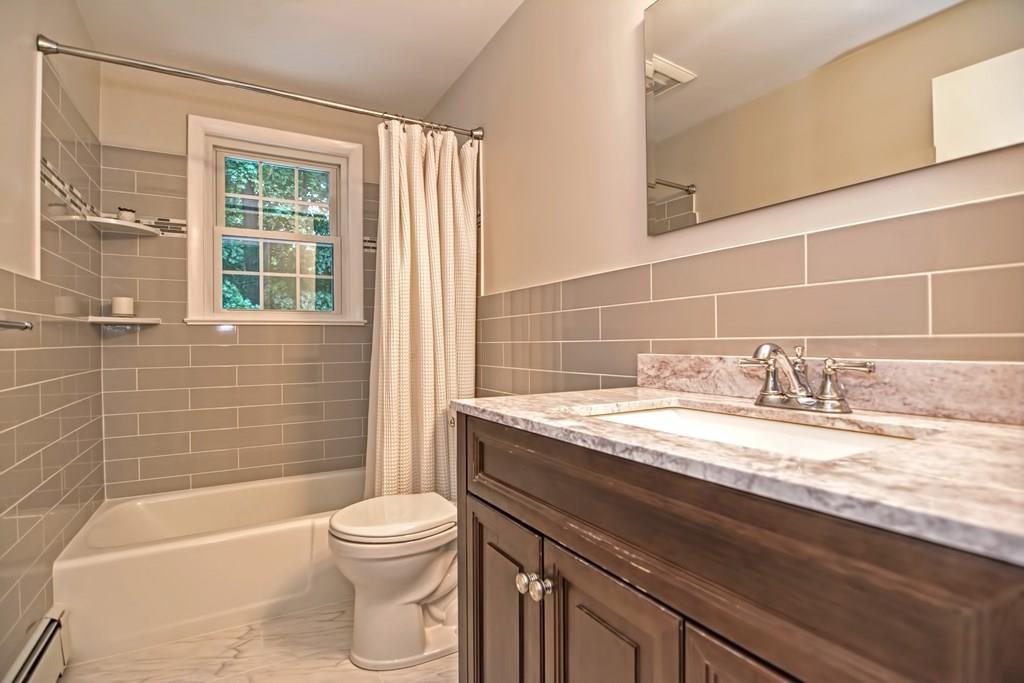 11 Adrienne Road Walpole, MA 02032 - Photo 11 of 36 Gallery Image 11