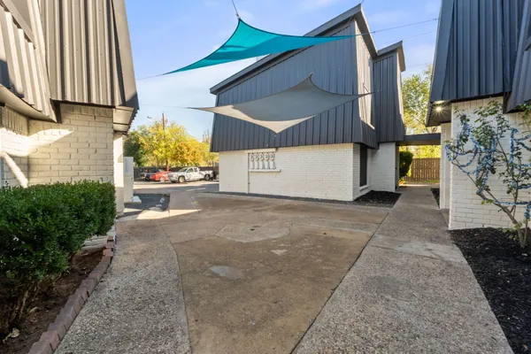 $975 | 1720 Wooten Park Drive, Unit 206, Austin, TX 78757