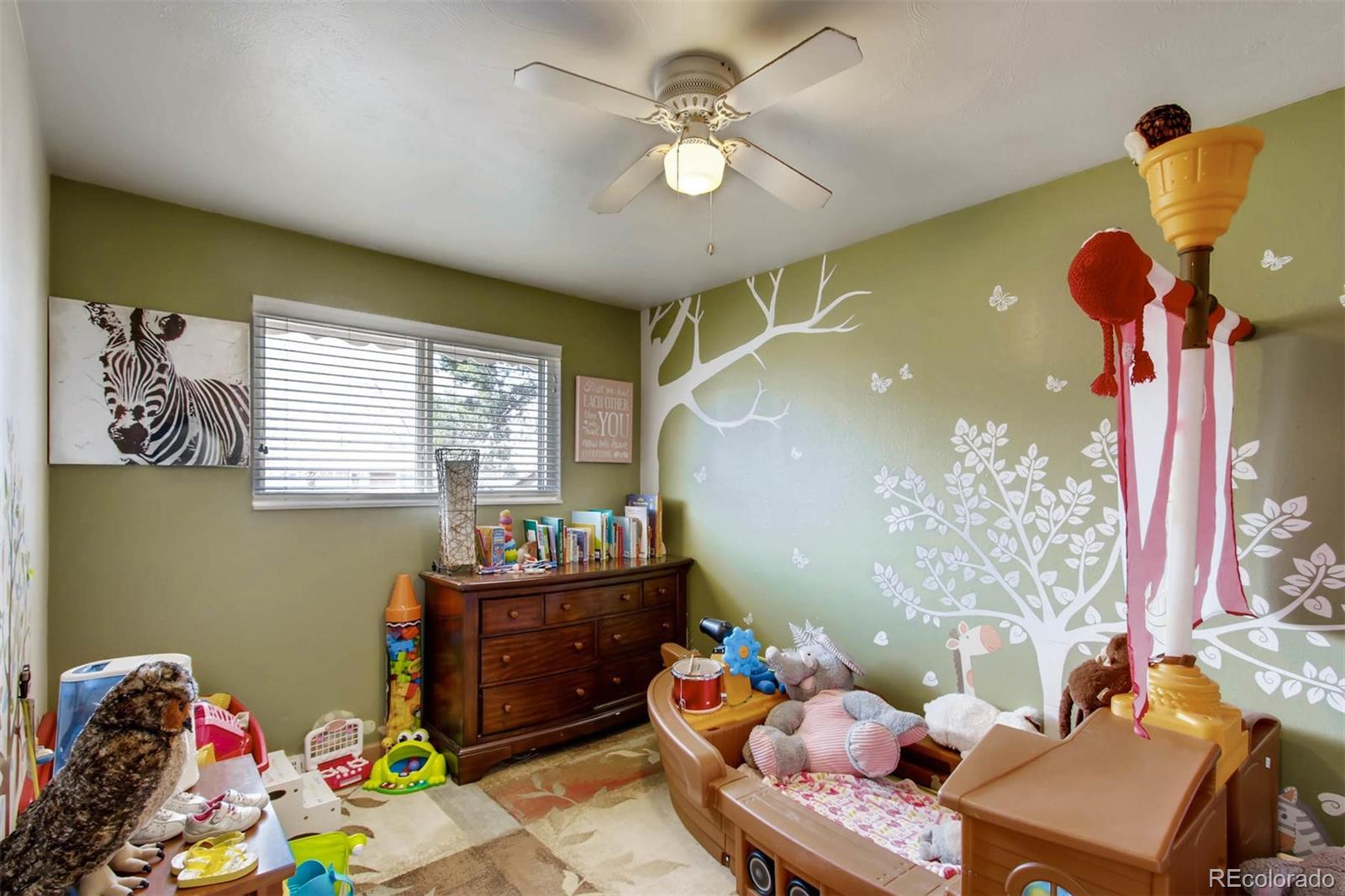 8256 Conifer Road Denver, CO 80221 - Photo 9 of 11 Gallery Image 9