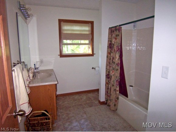 319 Richards Road Waverly, WV 26184 - Photo 17 of 21 2nd Floor Bath