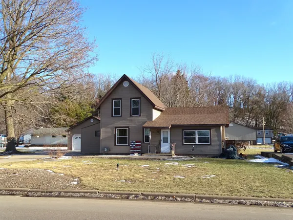 $209,500 | 1311 East Prospect Street, Durand, WI 54736