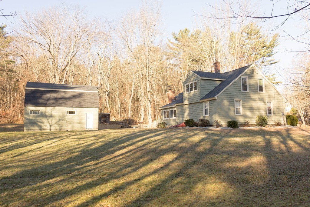 88 Ramshorn Road Charlton, MA 01507 - Photo 4 of 19