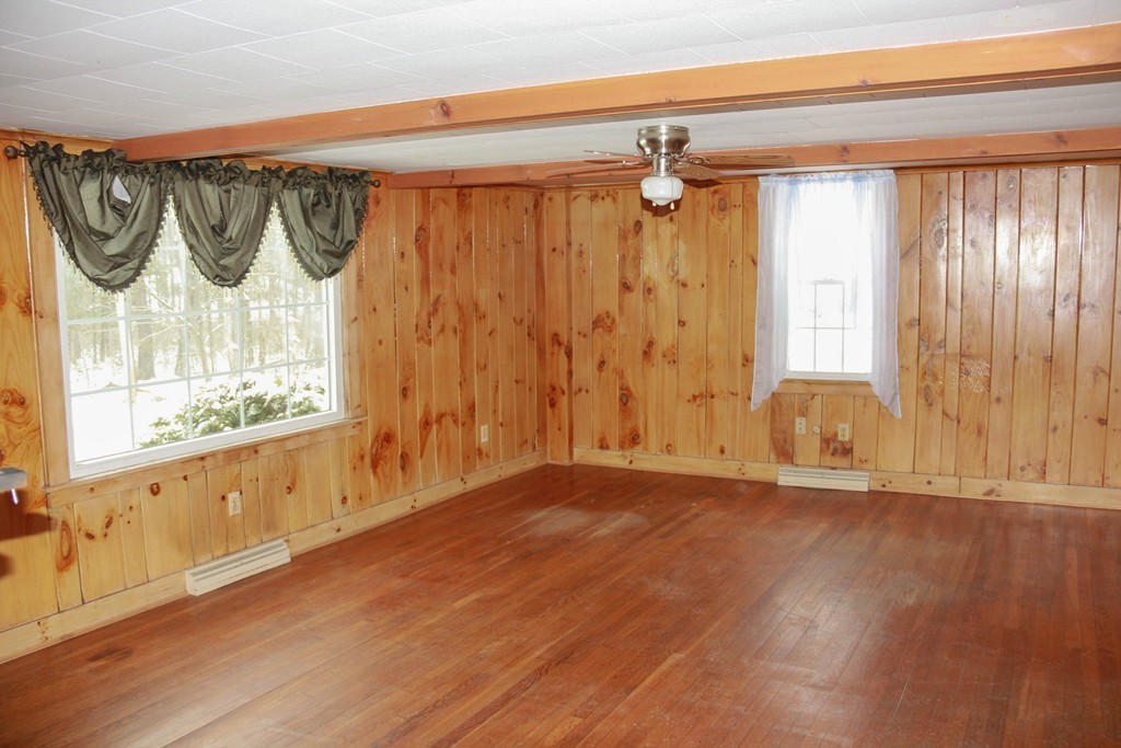 88 Ramshorn Road Charlton, MA 01507 - Photo 7 of 19