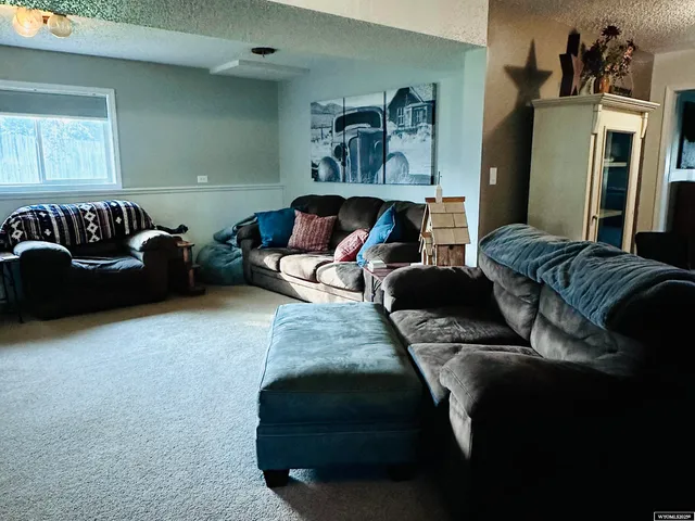 $387,500 | 1542 Cloud Peak Drive, Worland, WY 82401