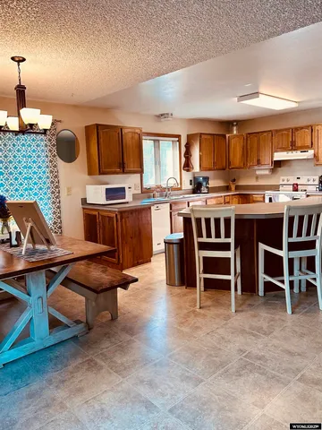 $387,500 | 1542 Cloud Peak Drive, Worland, WY 82401