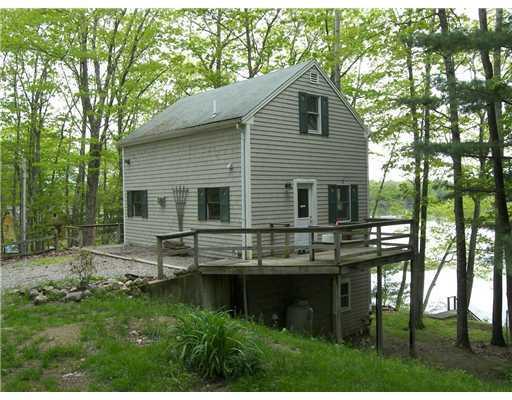 33 Parsons Road Westport Island, ME 04578 - Photo 1 of 17 Exterior Front.