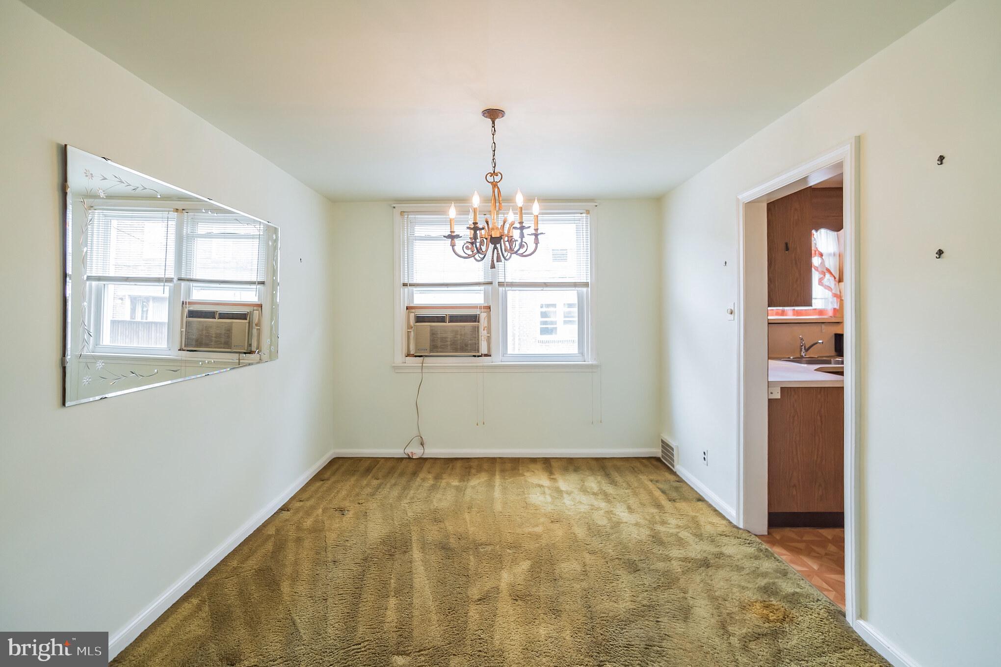 7259 Glenthorne Road Upper Darby, PA 19082 - Photo 6 of 14 Dining Room