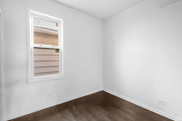 $450,000 | 8942 South Baltimore Avenue, Chicago, IL 60617