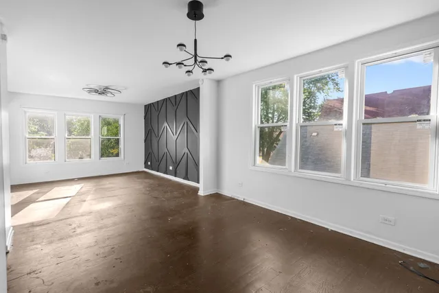 $450,000 | 8942 South Baltimore Avenue, Chicago, IL 60617