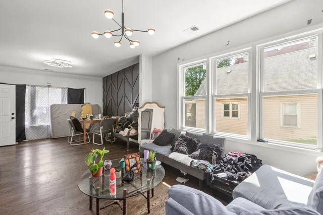 $450,000 | 8942 South Baltimore Avenue, Chicago, IL 60617