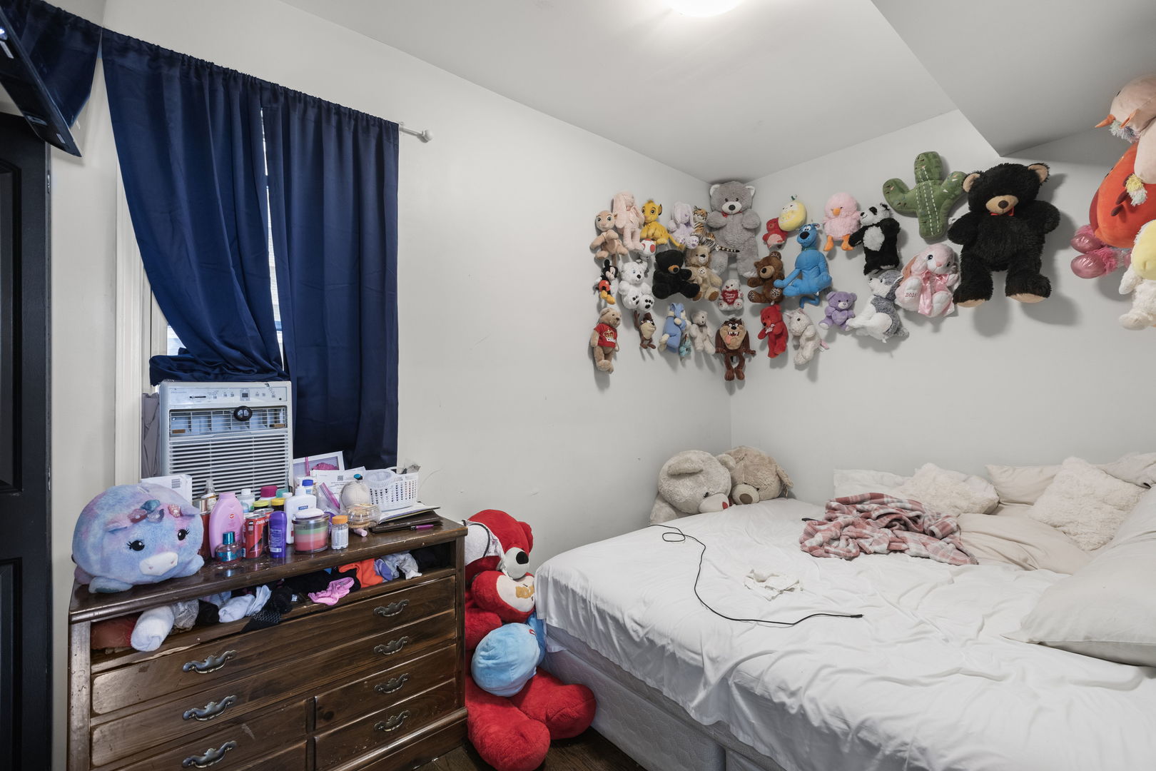 8942 South Baltimore Avenue Chicago, IL 60617 - Photo 9 of 17