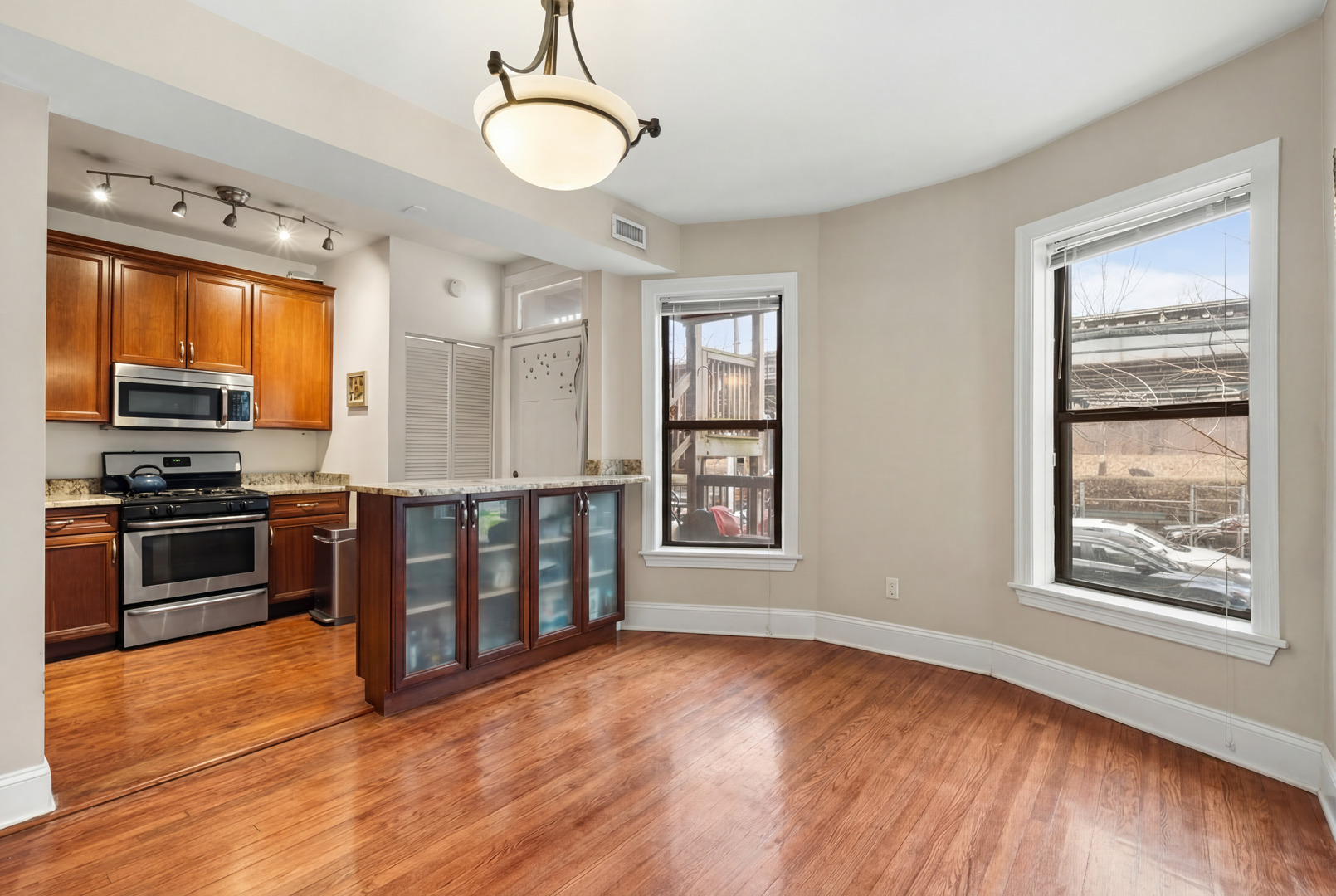 4348 North Kenmore Avenue, Unit 1N Chicago, IL 60613 - Photo 13 of 22