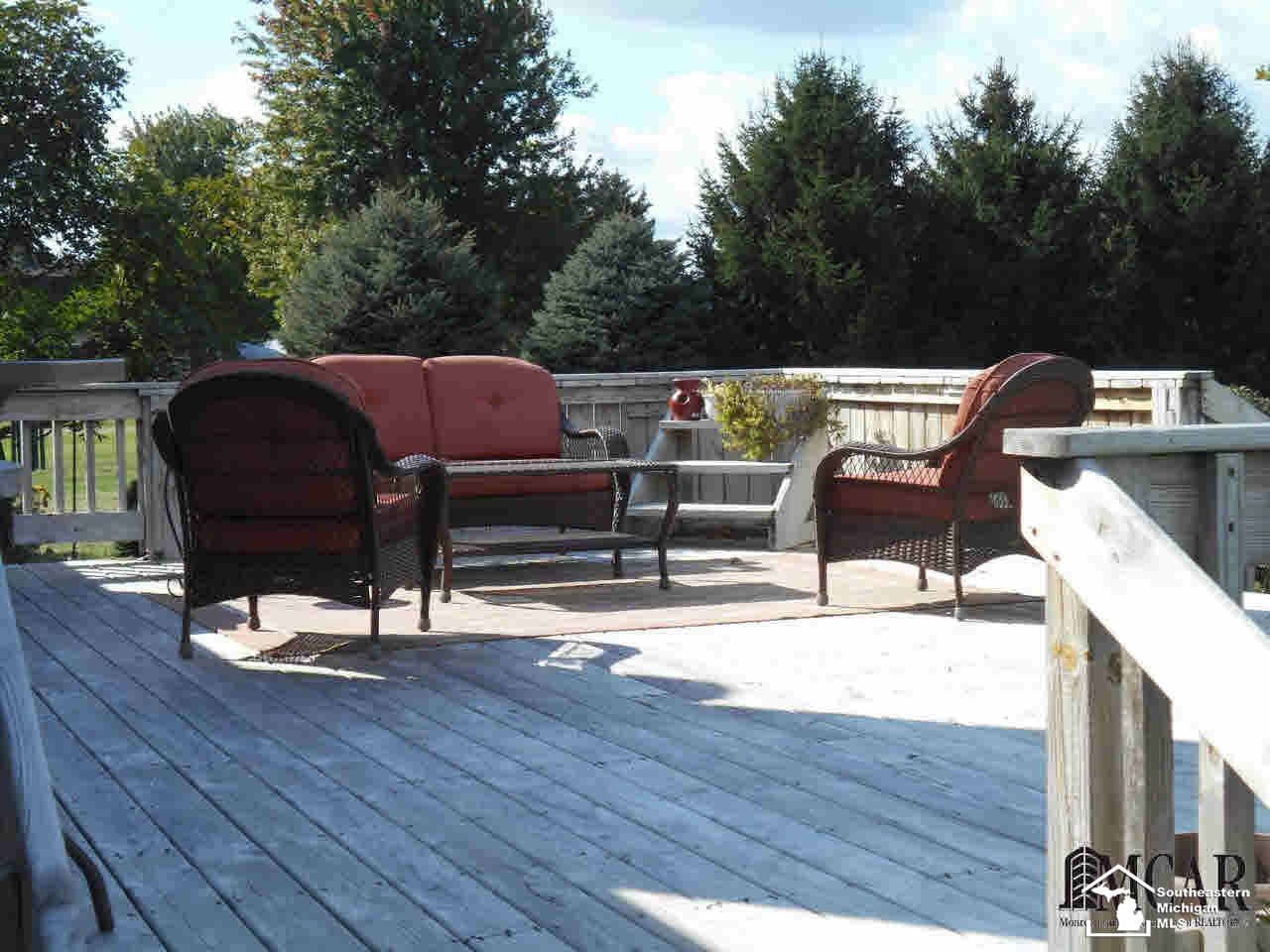 1278 Wells Road Dundee, MI 48131 - Photo 39 of 42 21376150-38.JPG