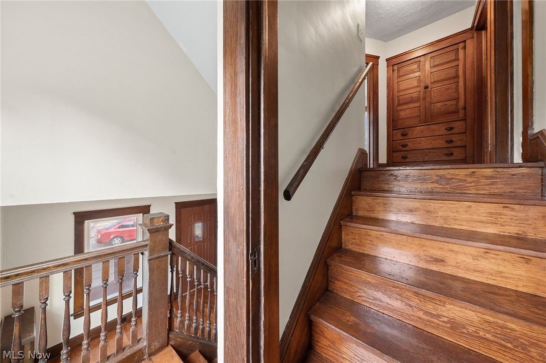 2107 Broadview Road Cleveland, OH 44109 - Photo 20 of 35 Gallery Image 20