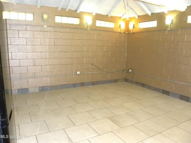 $1,050 | 2096 Pat Lane, Unit B, Biloxi, MS 39531